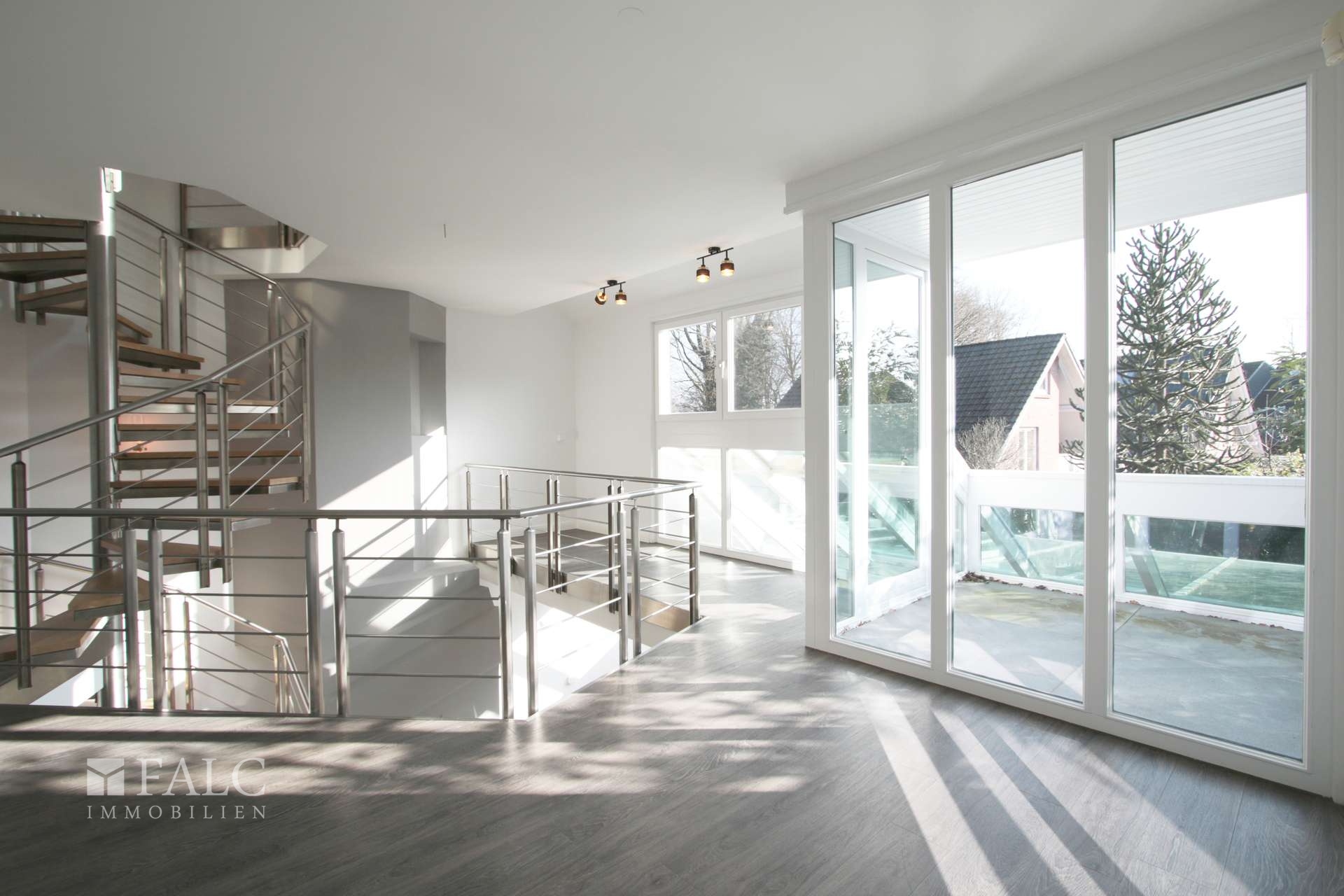 Galerie mit Loggia